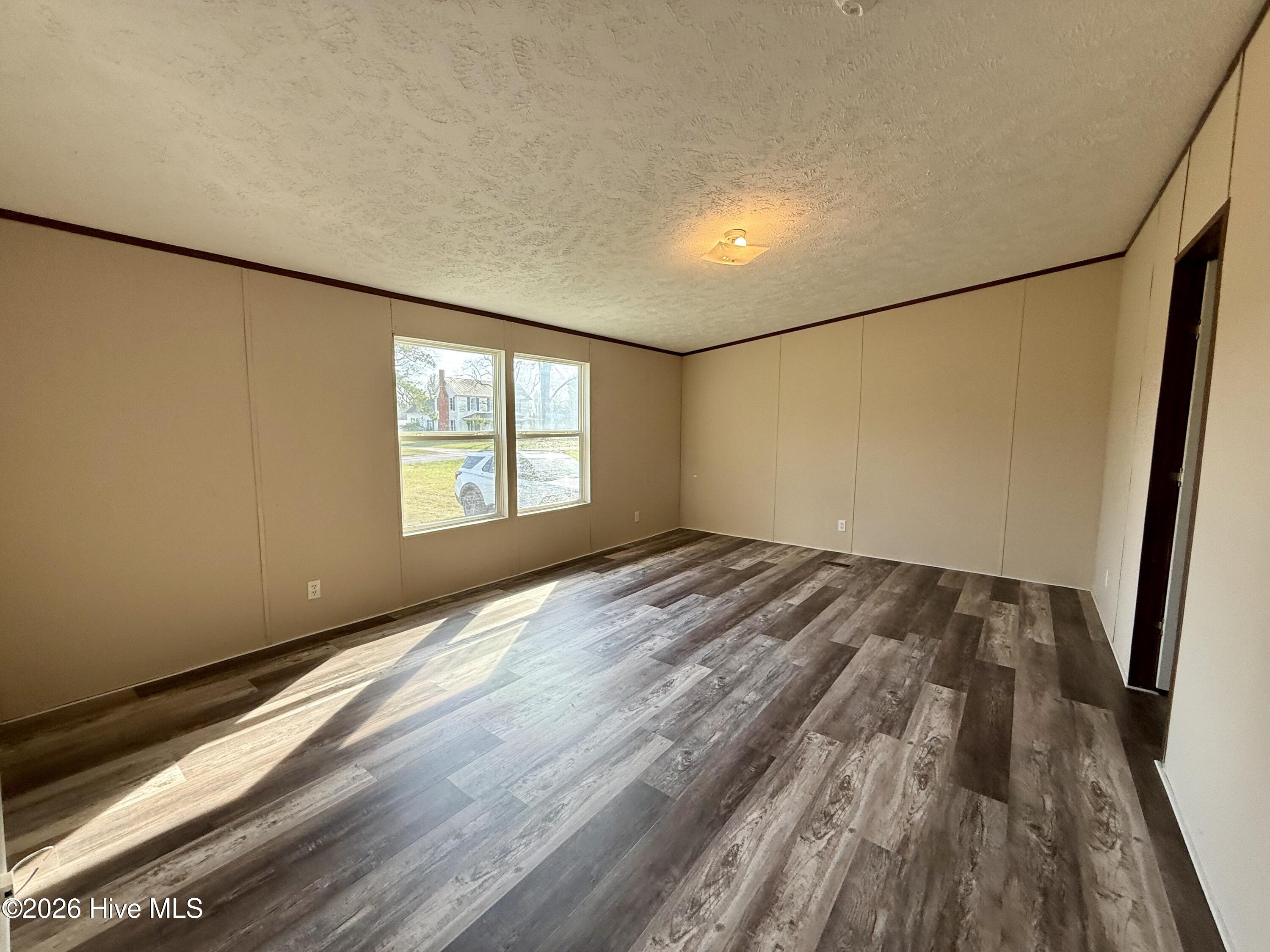 2069 Ralph Taylor Road Williamston, NC 27892 - Photo 14 of 27 Owner suite