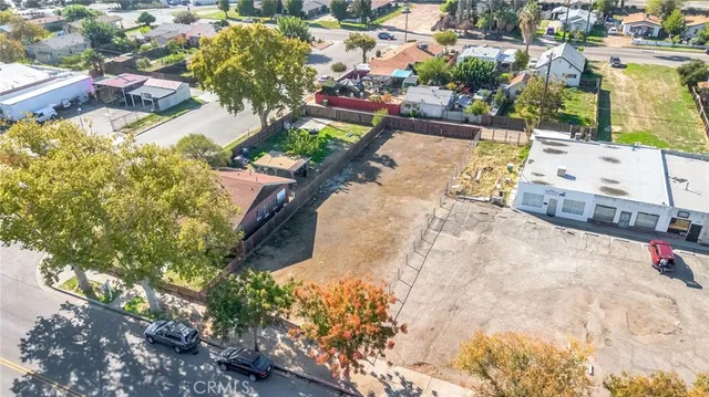 $200,000 | 724 South Gateway Drive, Madera, CA 93637