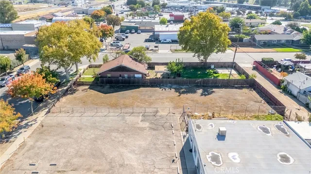 $200,000 | 724 South Gateway Drive, Madera, CA 93637