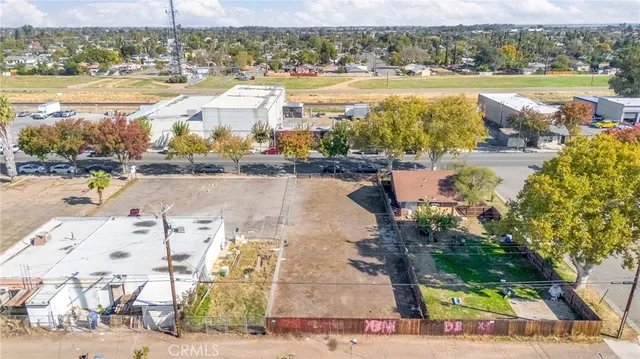 $200,000 | 724 South Gateway Drive, Madera, CA 93637