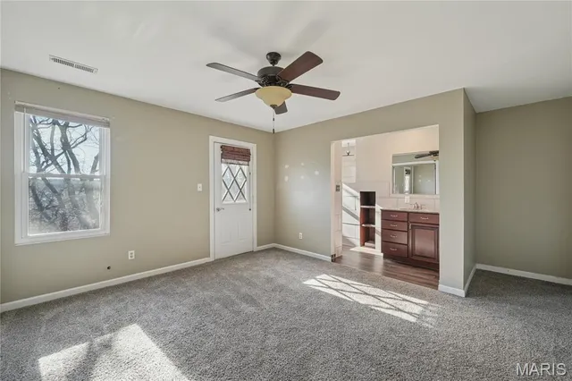 $275,000 | 53 Lois Lane, Fenton, MO 63026