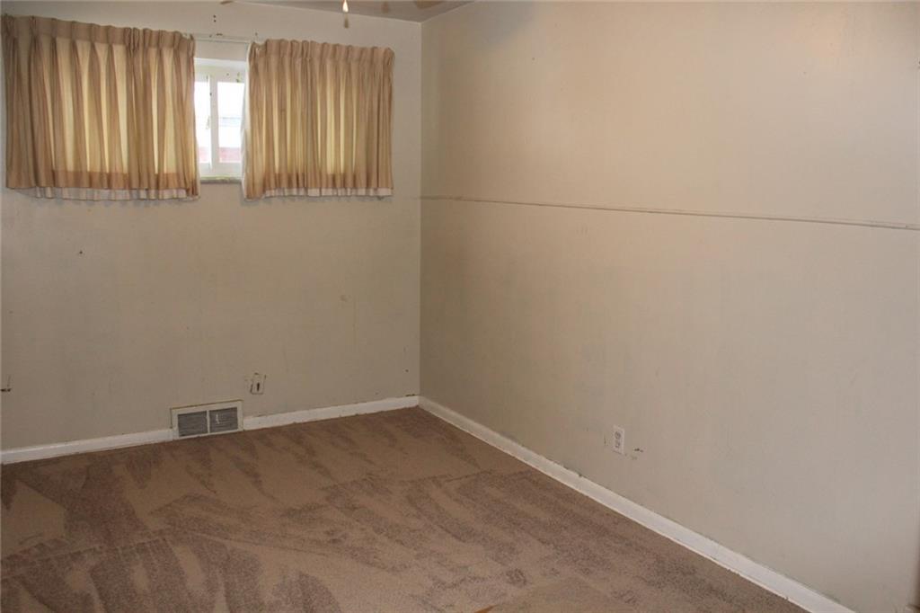 2050 Ridge Rd Extension Ambridge, PA 15003 - Photo 7 of 8