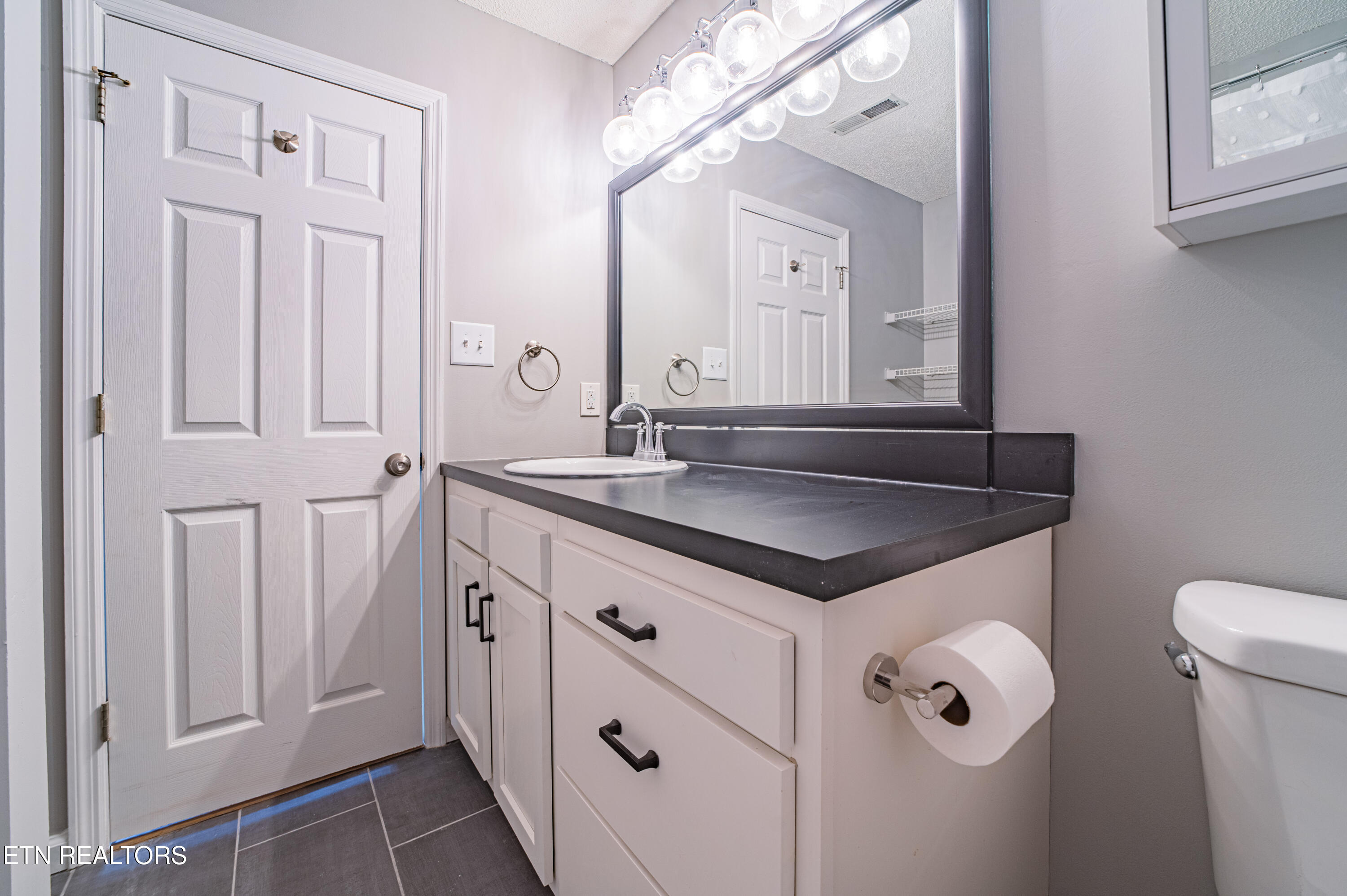 8022 Intervale Way Powell, TN 37849 - Photo 24 of 30 8022-Intervale-Way-29