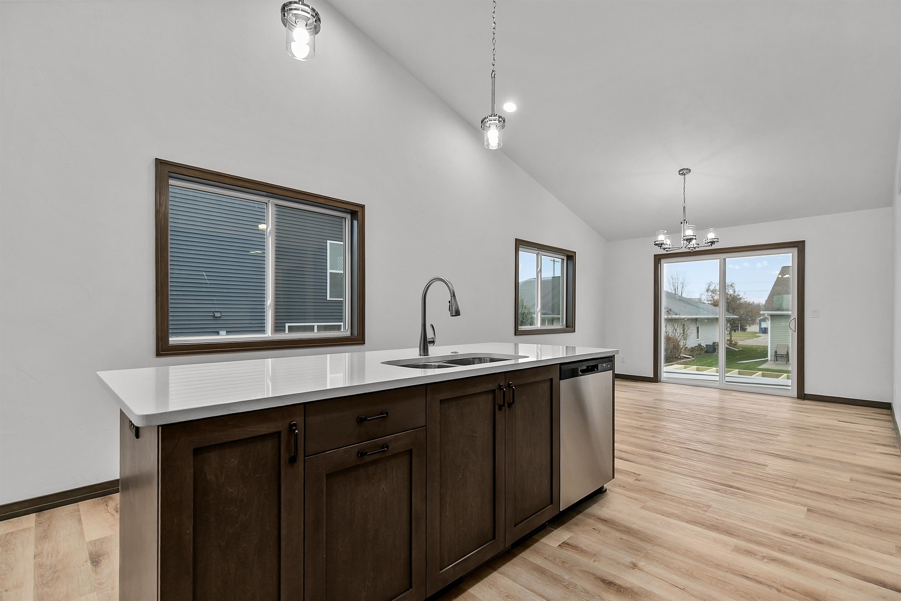 505 Founders Way Little Chute, WI 54140 - Photo 6 of 26