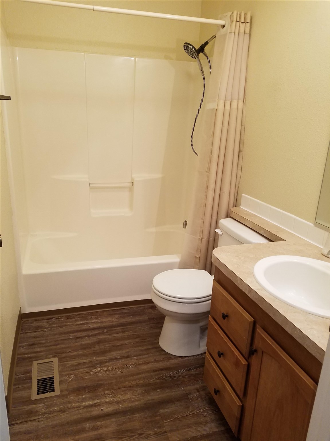 2110 East Decatur Avenue Spokane, WA 99208 - Photo 8 of 10 Gallery Image 8