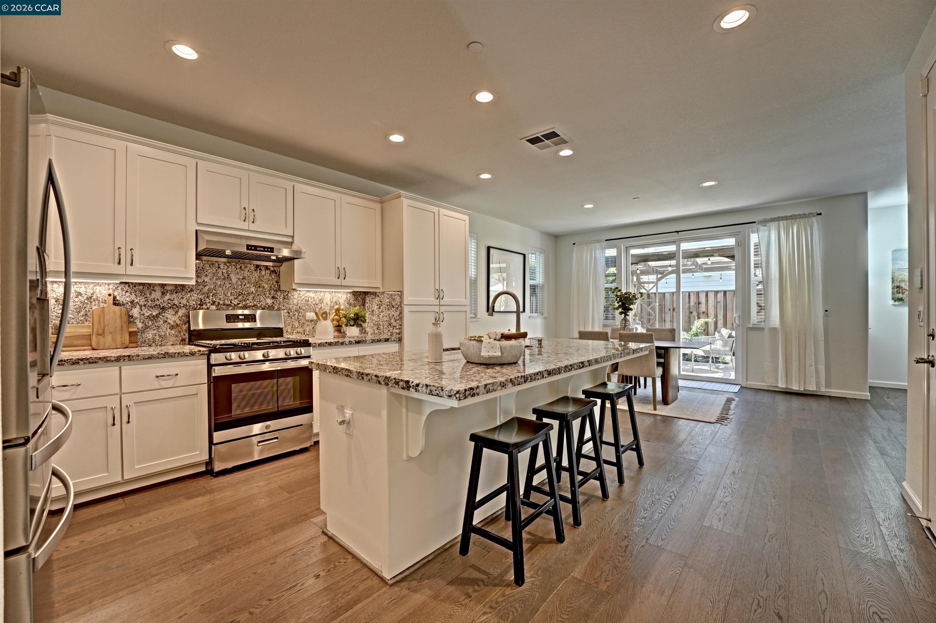 2055 Rovello Loop Livermore, CA 94550 - Photo 2 of 12