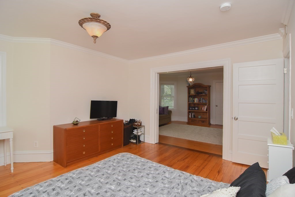 91 Walker Street, Unit 91 Newton, MA 02460 - Photo 13 of 25