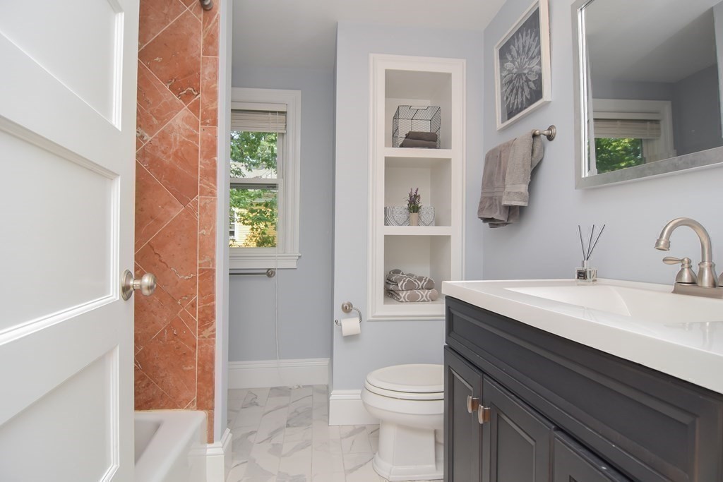 91 Walker Street, Unit 91 Newton, MA 02460 - Photo 18 of 25