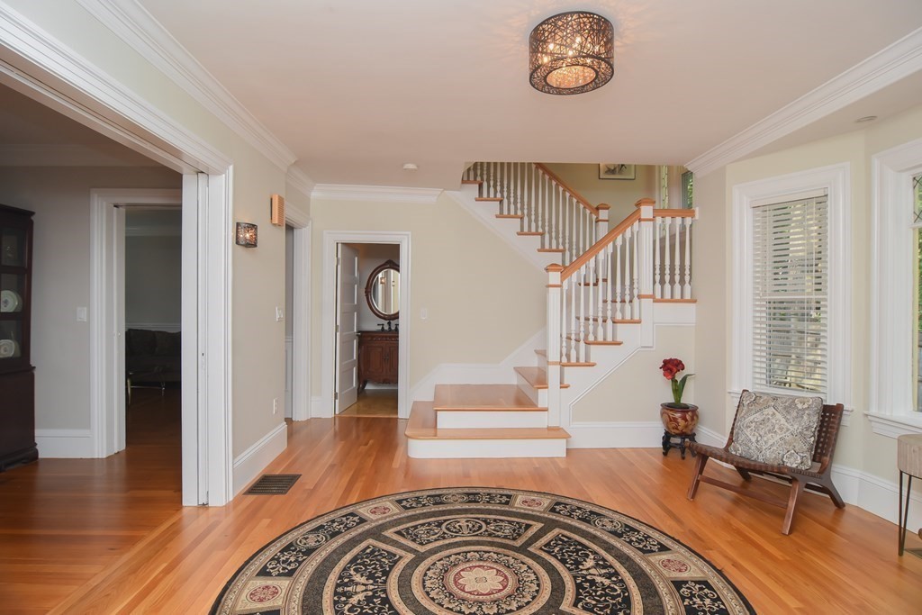 91 Walker Street, Unit 91 Newton, MA 02460 - Photo 2 of 25