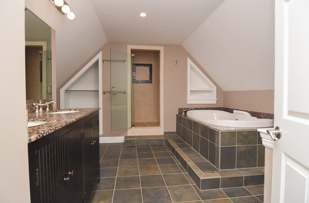 91 Walker Street, Unit 91 Newton, MA 02460 - Photo 24 of 25