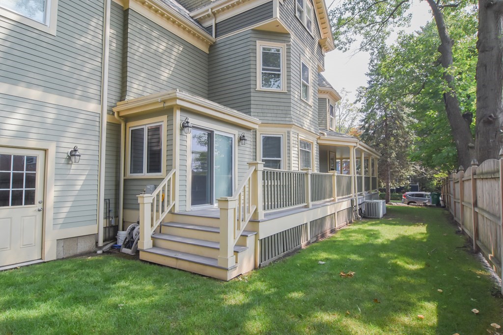 91 Walker Street, Unit 91 Newton, MA 02460 - Photo 25 of 25