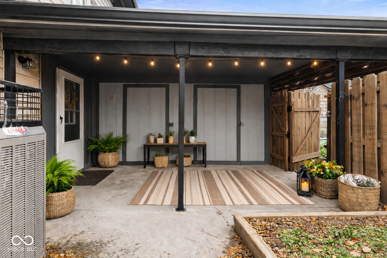 9458 Fordham Street Indianapolis, IN 46268 - Photo 23 of 28