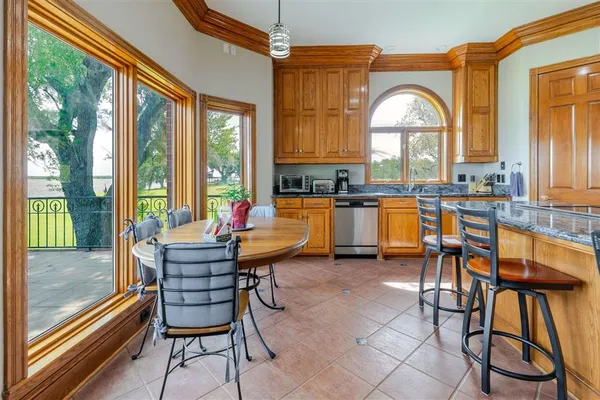 $1,100,000 | 7090 Moss Lake Lane, Sulphur, LA 70665
