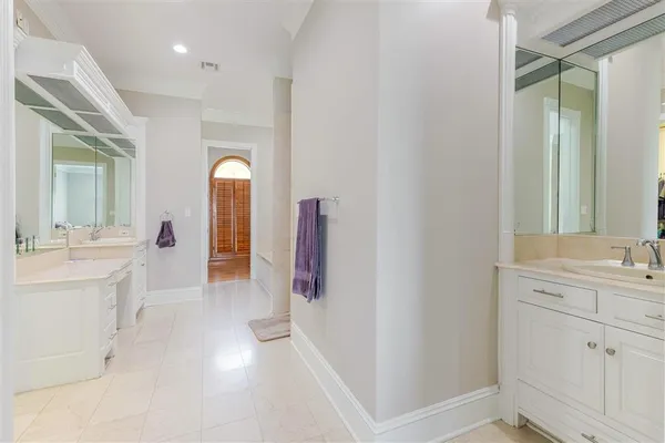 $1,100,000 | 7090 Moss Lake Lane, Sulphur, LA 70665
