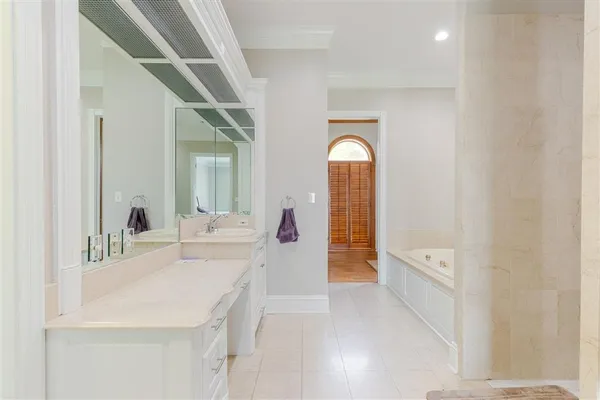 $1,100,000 | 7090 Moss Lake Lane, Sulphur, LA 70665