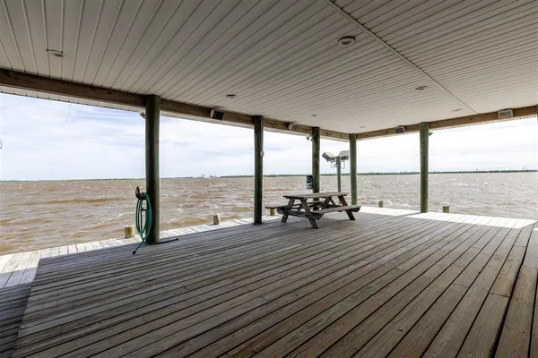 $1,100,000 | 7090 Moss Lake Lane, Sulphur, LA 70665