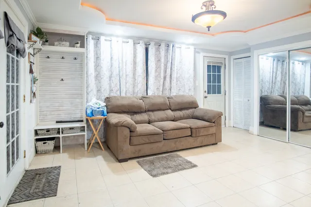 $225,000 | 15222 Hamlin Avenue, Midlothian, IL 60445