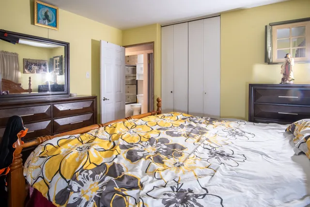 $225,000 | 15222 Hamlin Avenue, Midlothian, IL 60445