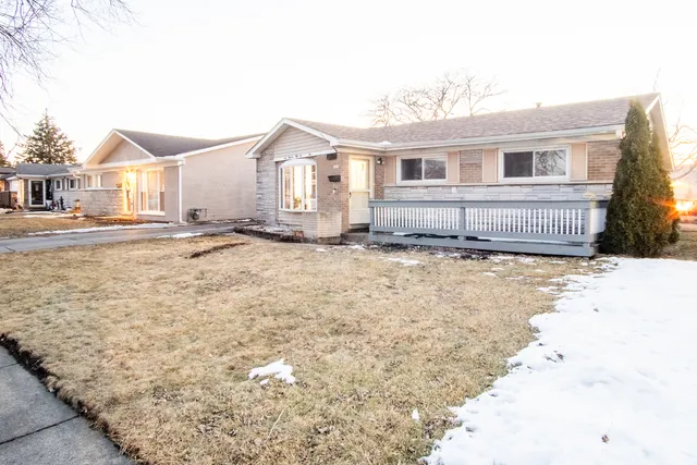 $225,000 | 15222 Hamlin Avenue, Midlothian, IL 60445