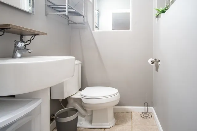 $225,000 | 15222 Hamlin Avenue, Midlothian, IL 60445