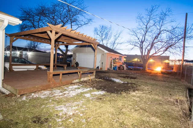 $225,000 | 15222 Hamlin Avenue, Midlothian, IL 60445