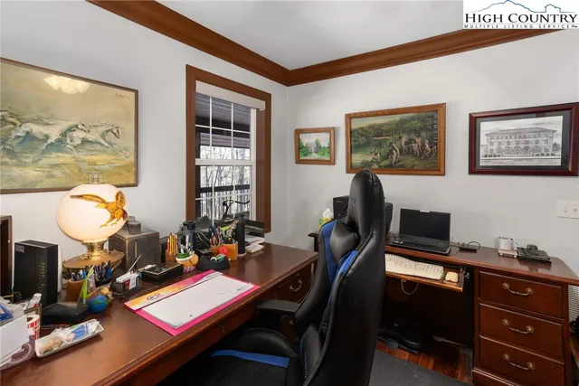 a view of an outdoor space