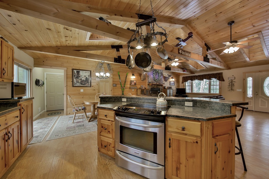 7 Blood Road Princeton, MA 01541 - Photo 15 of 27