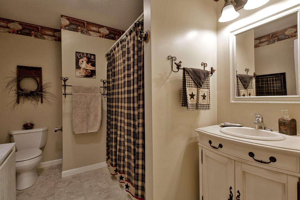 7 Blood Road Princeton, MA 01541 - Photo 18 of 27