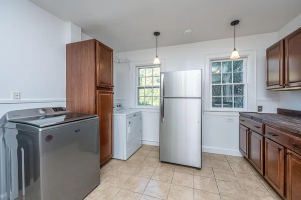 $3,500 | 25 Fenwick Drive, Unit A, Charleston, SC 29407