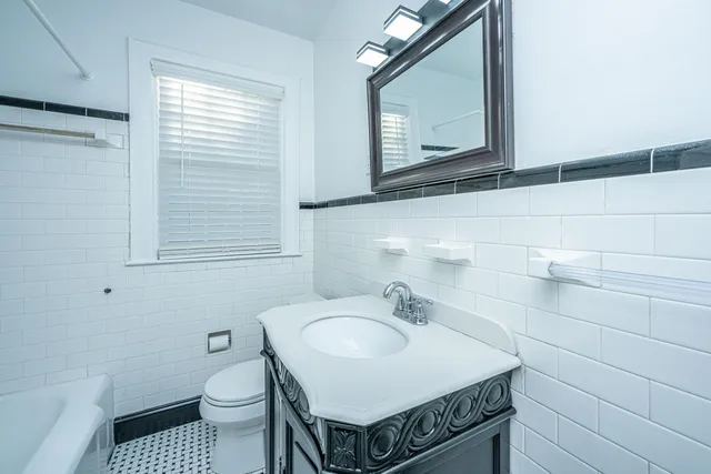 $3,500 | 25 Fenwick Drive, Unit A, Charleston, SC 29407