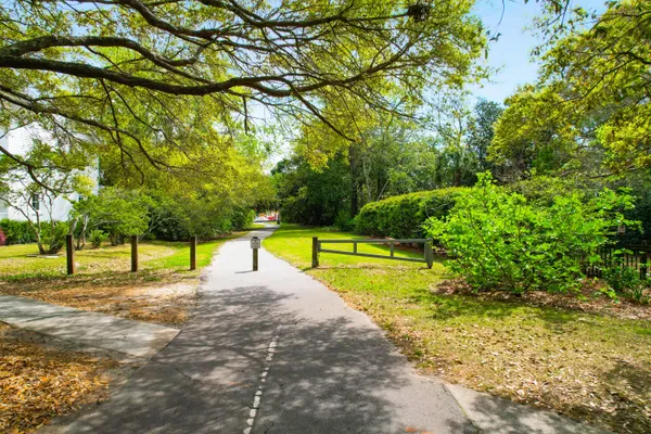 $3,500 | 25 Fenwick Drive, Unit A, Charleston, SC 29407