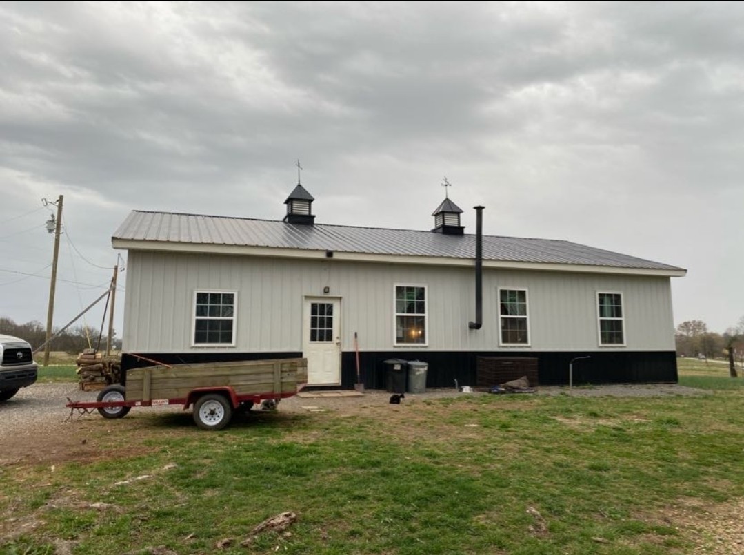 5670 Pleasant View Road Morrison, TN 37357 - Photo 2 of 19 a view of a house with a outdoor space