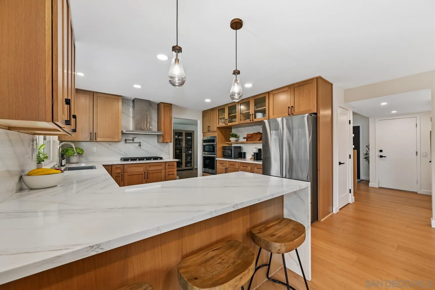 1225 Fallbrook Court Bonita, CA 91902 - Photo 8 of 32