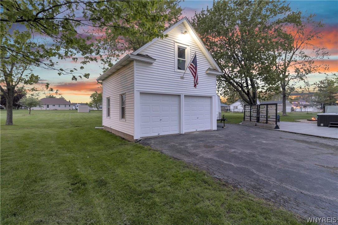 2525 Niagara Road Wheatfield, NY 14304 - Photo 4 of 50