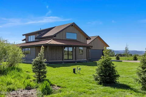 $1,995,000 | 6322 Fox Springs Drive, Victor, ID 83455