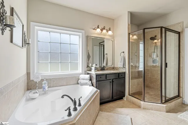 $699,000 | 27 Laurelhart Lane, Simpsonville, SC 29681