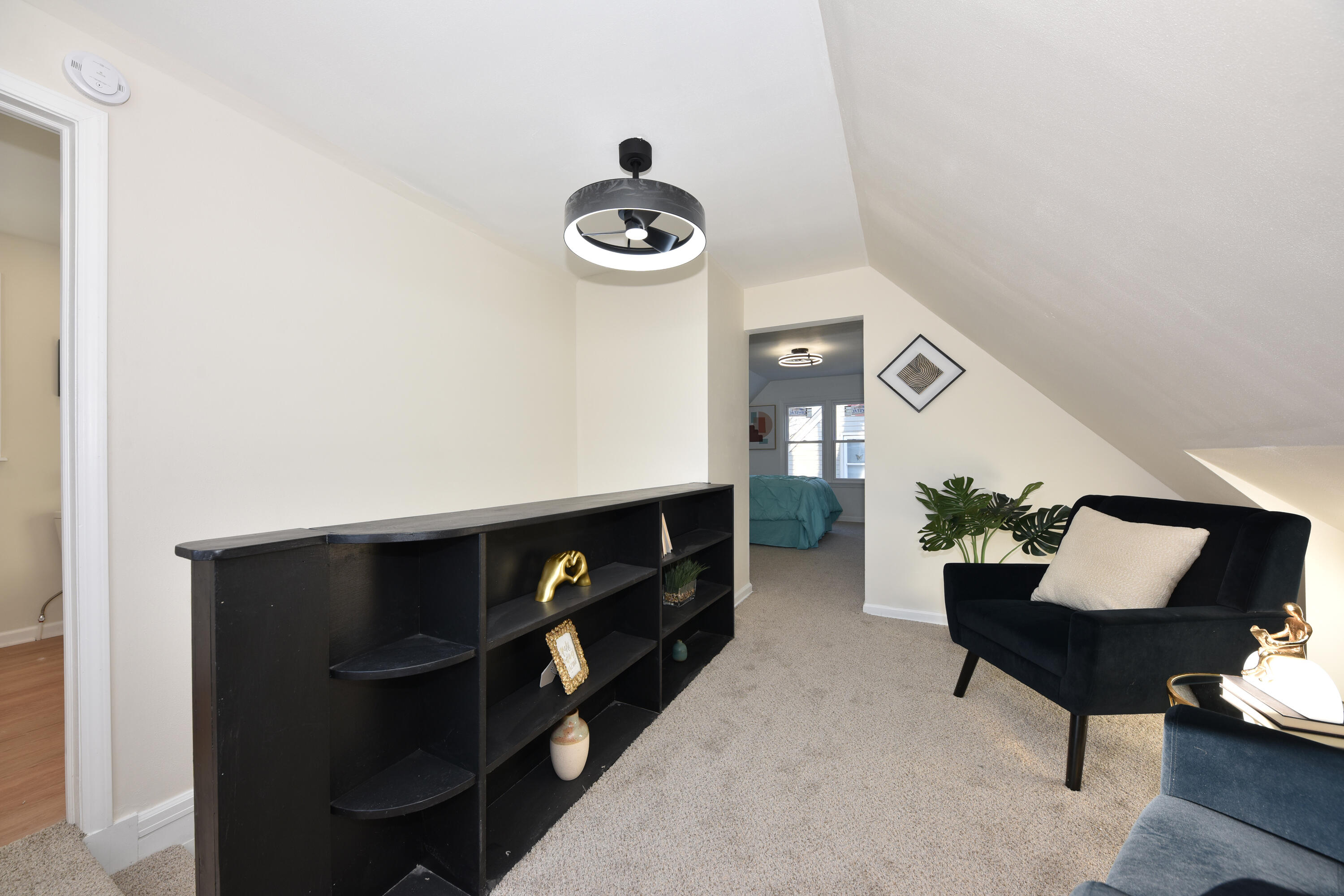 3165 North 87th Street Milwaukee, WI 53222 - Photo 20 of 35 Primary Loft