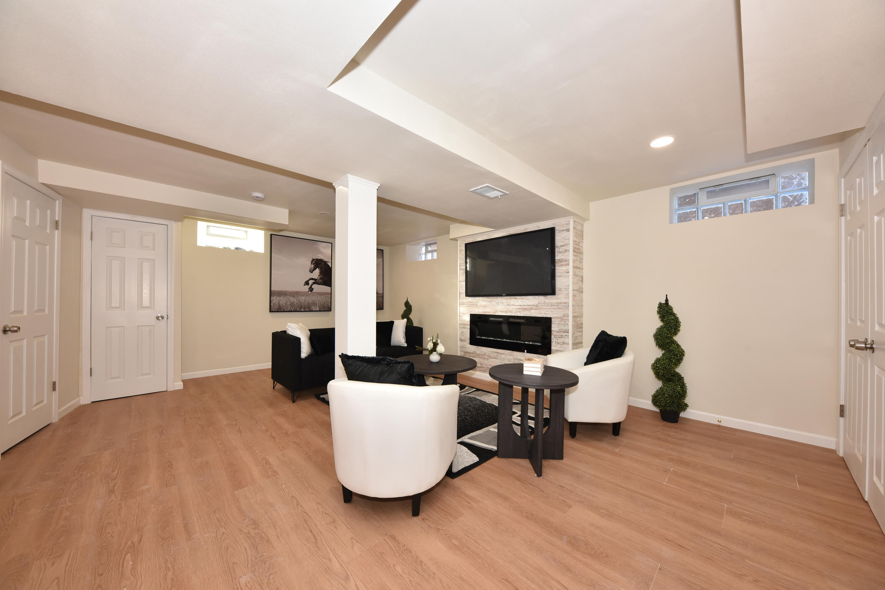 3165 North 87th Street Milwaukee, WI 53222 - Photo 24 of 35 Rec Room