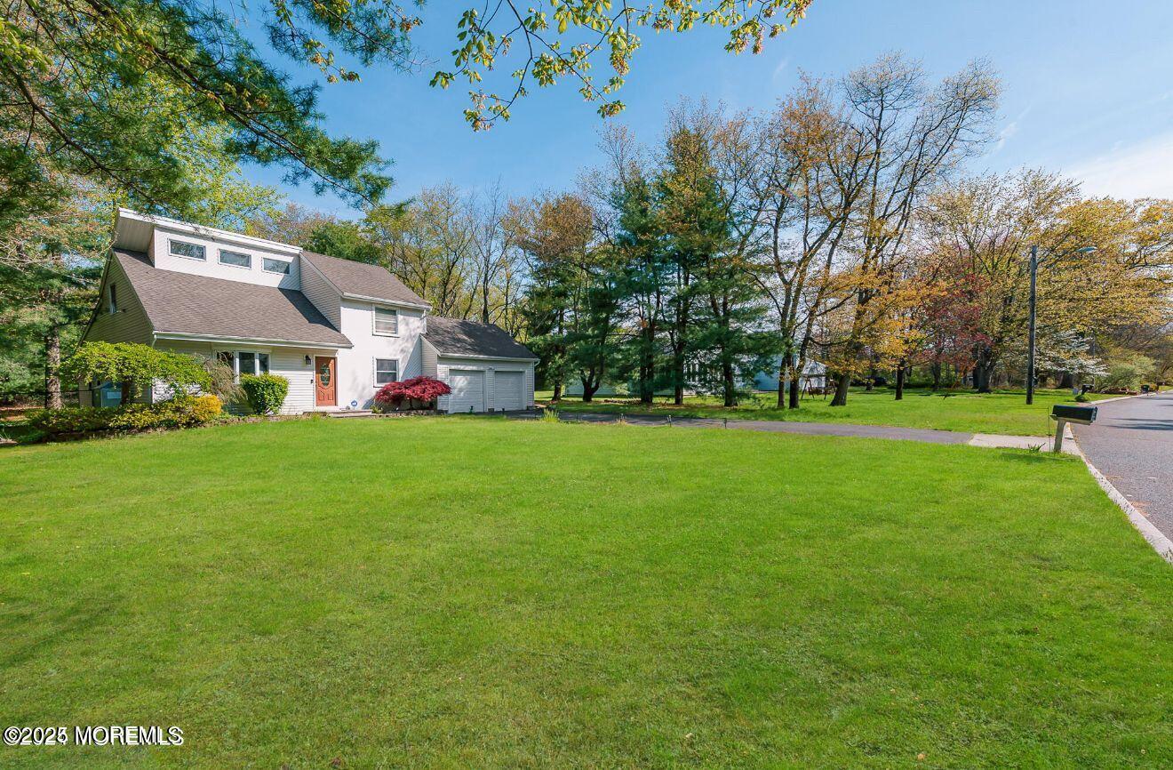 627 Eltone Road Jackson, NJ 08527 - Photo 5 of 29 WhatsApp Image 2025-06-17 at 16.16.09 (5