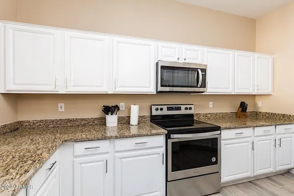 $6,750 | 16420 North Thompson Peak Parkway, Unit 1049, Scottsdale, AZ 85260