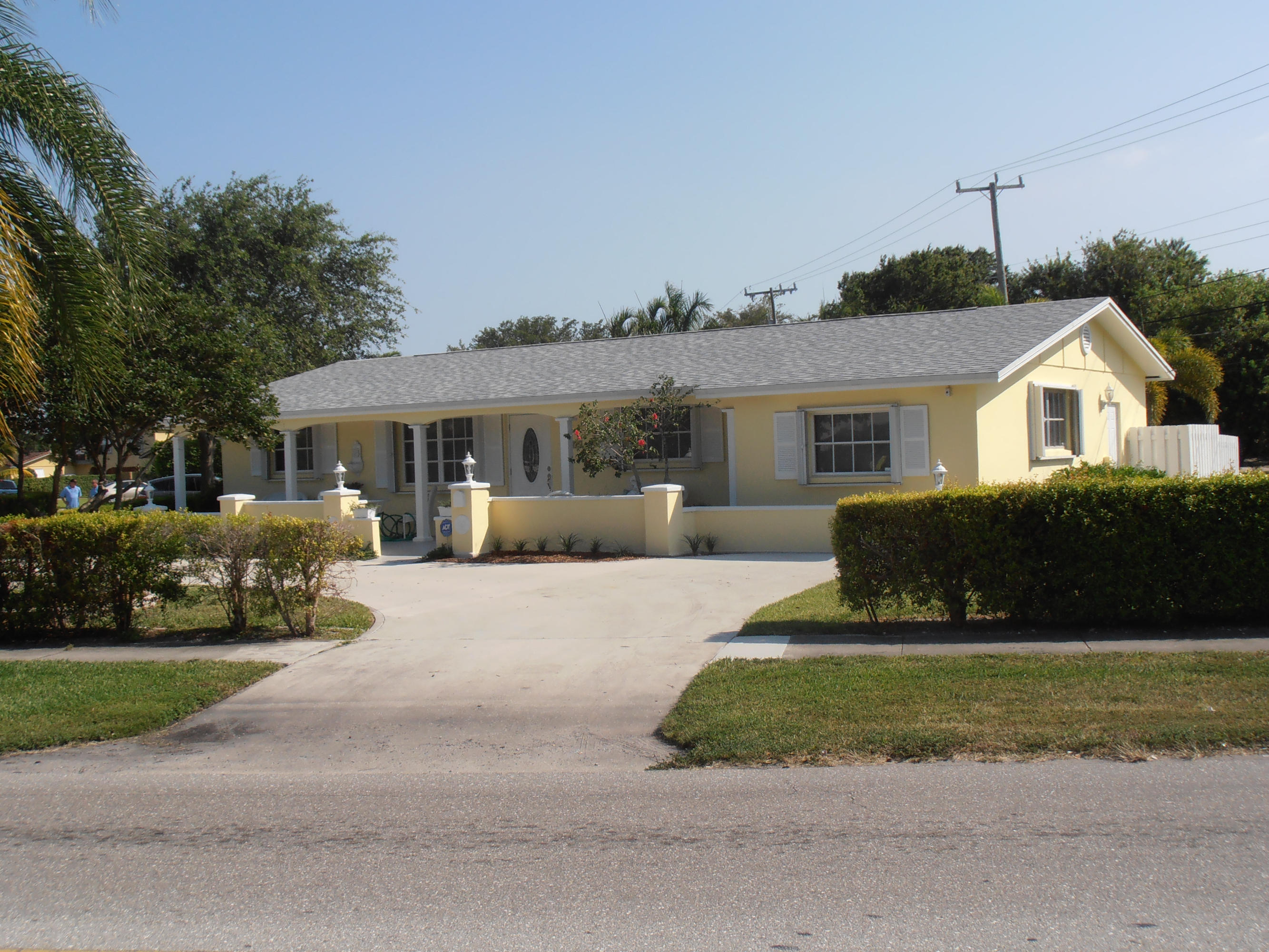 975 Laurel Road North Palm Beach, FL 33408 - Photo 1 of 1 P6060062