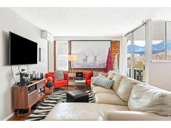 $650,000 | 850 20th Street, Unit 502, Boulder, CO 80302