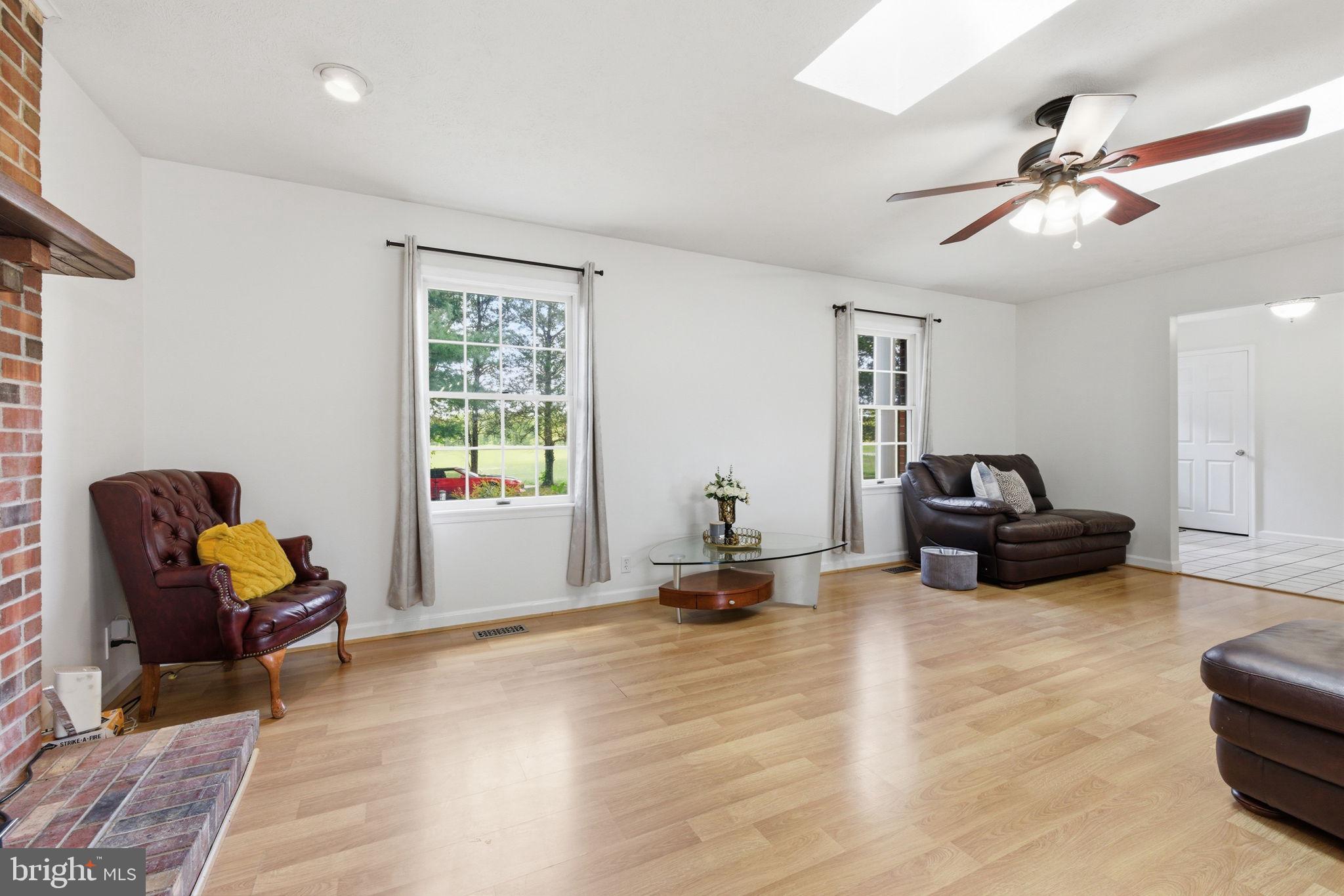 860 Hartwood Road Fredericksburg, VA 22406 - Photo 5 of 24 Bright and airy living space awaits.