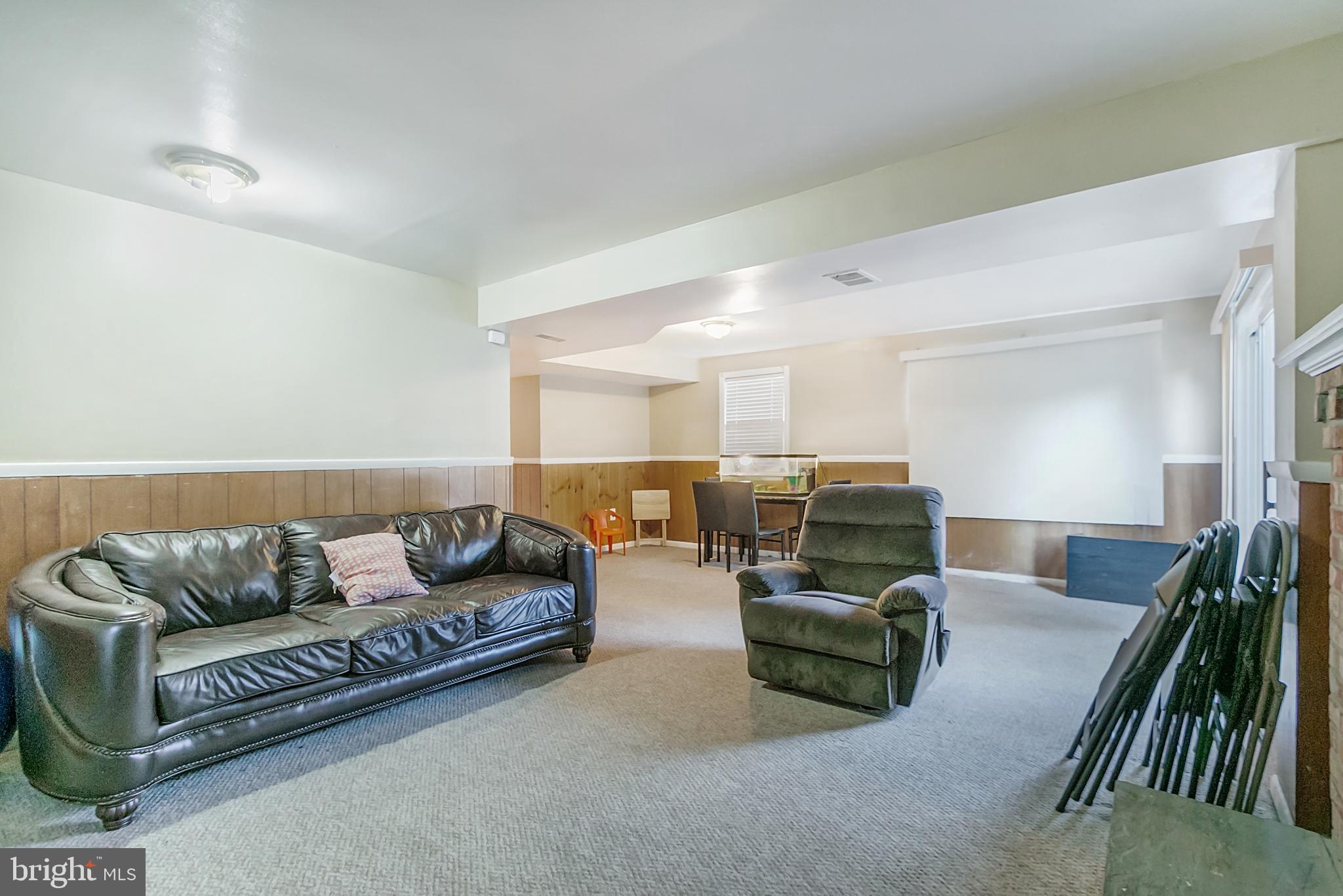 5206 Taft Road Temple Hills, MD 20748 - Photo 28 of 39 Family Room