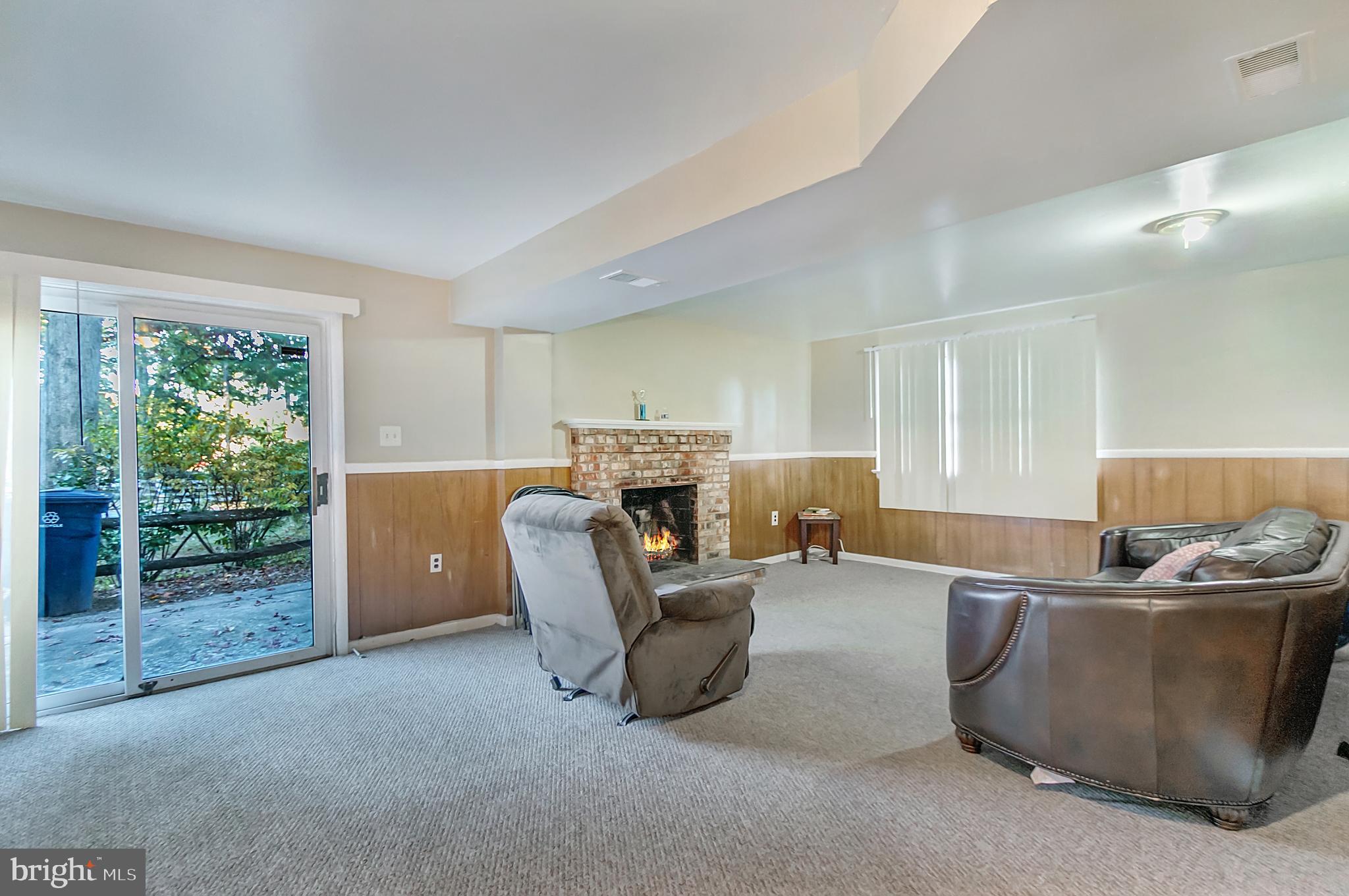 5206 Taft Road Temple Hills, MD 20748 - Photo 29 of 39 Family Room