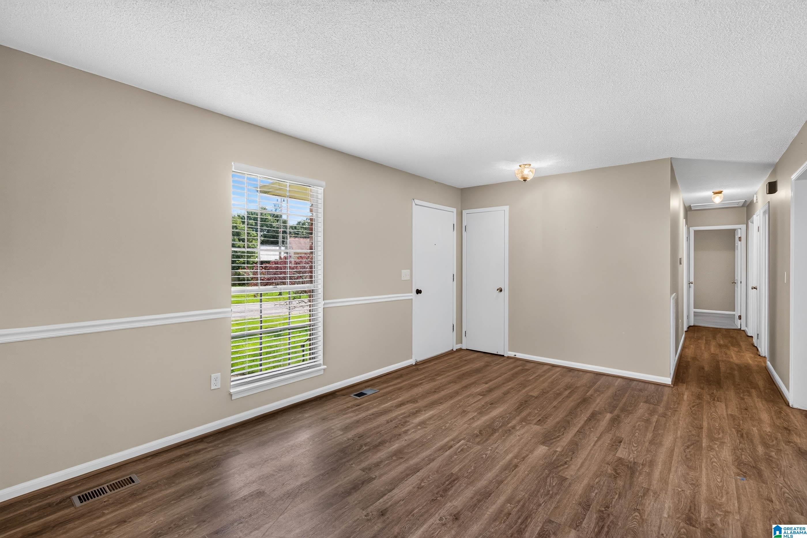 504 Overhill Road Pelham, AL 35124 - Photo 2 of 23 Gallery Image 2