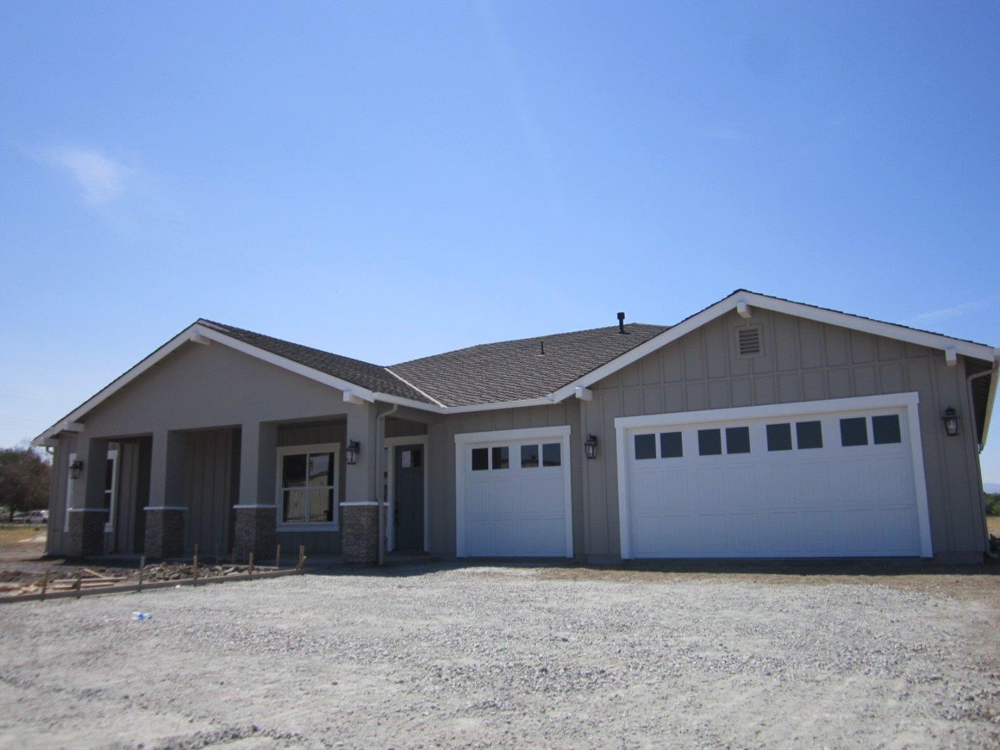 455 Magladry Road Hollister, CA 95023 - Photo 2 of 21 Gallery Image 2