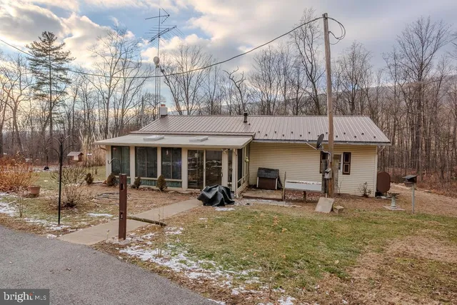 $250,000 | 30 Valley Road, Newville, PA 17241