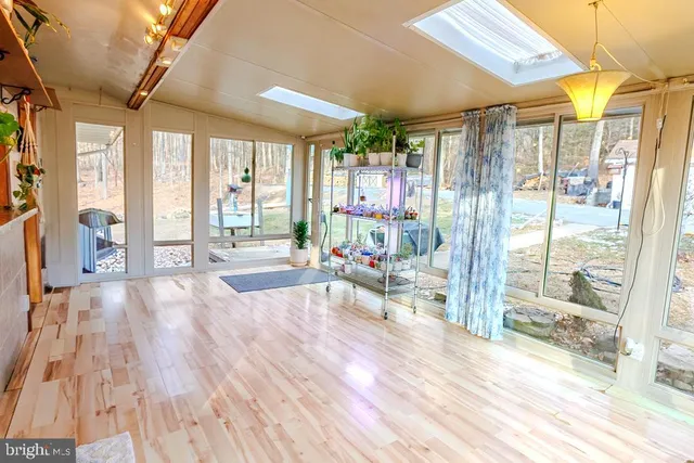 $250,000 | 30 Valley Road, Newville, PA 17241