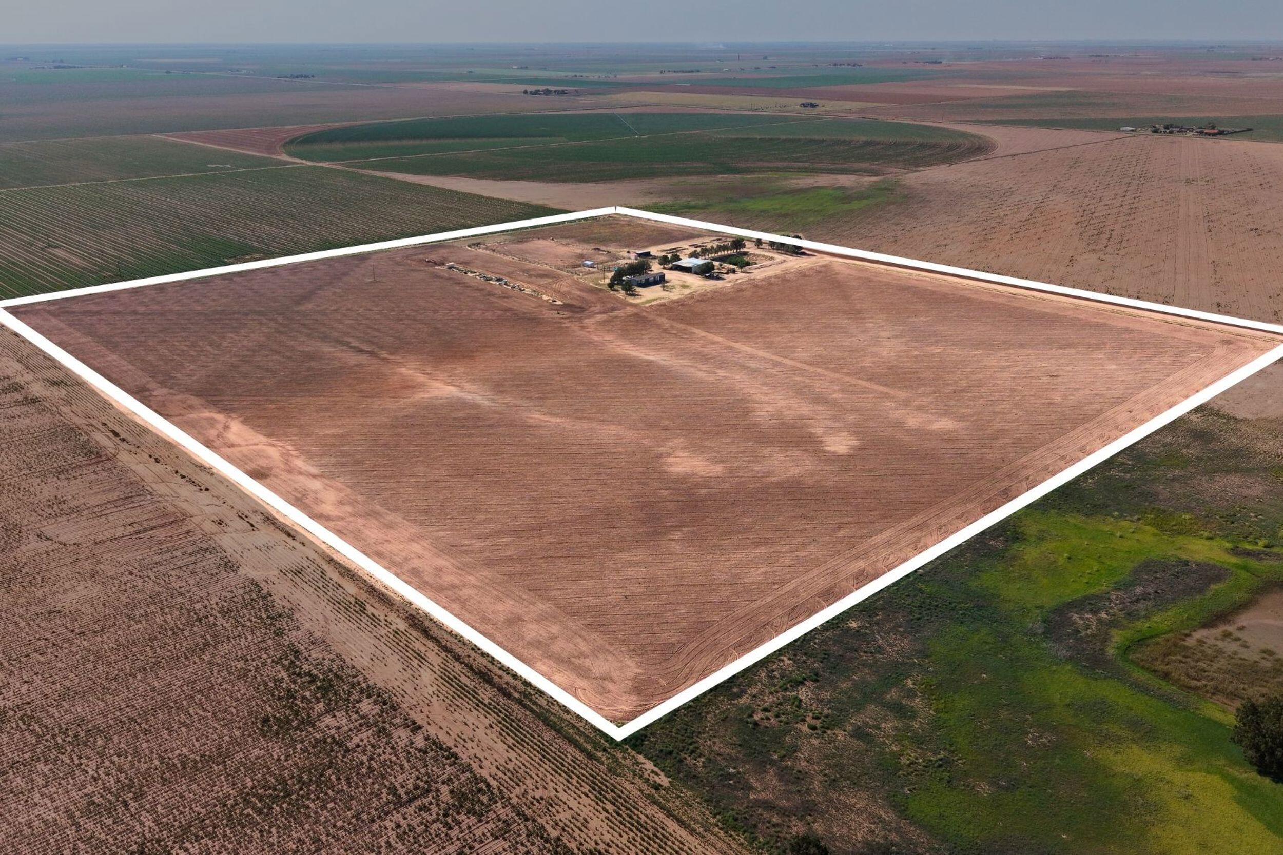 4160 Hummingbird Acreage Road Ropesville, TX 79358 - Photo 7 of 14 2_9